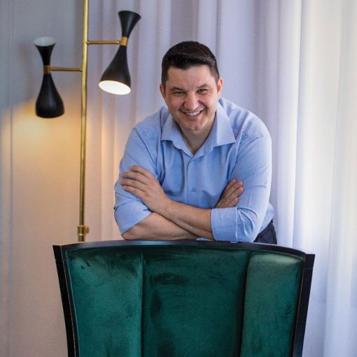 Evangelos Brikas, The Green Armchair, Pigi Publications - www.pigi.gr